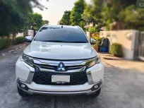 Vายรถบ้านปาเจโร่ 2015 เจ้าของขายเอง