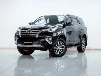 2B436 Toyota Fortuner 2.4 V 2017 รถ SUV มือสองสภาพดี