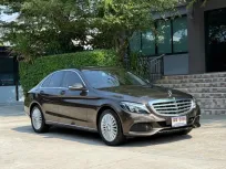 2015 BENZ C180 EXCLUSIVE รถมือเดียว วิ่งเพียง 39,000 กม เข้าศูนย์ทุกระยะ รถไม่เคยมีอุบัติเหตุครับ