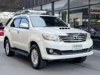 Toyota Fortuner 3.0 V 2012 เกียร์อัตโนมัติ 4WD