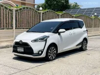 Toyota Sienta 1.5 V ปี 2019 เกียร์อัตโนมัติ ราคาพิเศษ