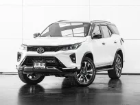 2022 TT FORTUNER 2.4 LEGENDER BLACKTOP 4WD A/T