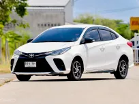 Toyota Yaris Ativ 1.2 Sport A/T ปี 2022