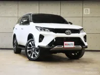 2021 Toyota FORTUNER 2.4 Legender (Black top) 4WD SUV AT ไมล์แท้ รถมือแรกจากป้ายแดง B1039