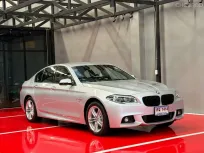 2015 BMW 525D MSPORT LCI รถมือเดียวออกป้ายแดง รถวิ่งน้อย เข้าศูนย์ทุกระยะ รถไม่เคยมีอุบัติเหตุครับ