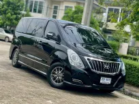Hyundai H1 2.5 Deluxe (A2) ออโต้ ดีเซล สีดำ ปี2017 