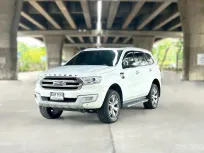 2017 Ford Everest 2.2 Titanium Plus รถครอบครัวพร้อมใช้ 