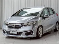 HONDA JAZZ 1.5 i-VTEC S เกียร์MT ปี 2018 สีเทา โฉม ปี14-ปัจจุบัน
