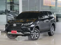2022 Toyota Fortuner 2.4 Leader SUV 