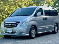 HYUDAI H-1 2.5 EXCUTIVE ปี 2015