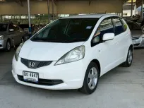Honda Jazz 1.5VTEC รุ่นรอง Top ปี 2008 สีขาว