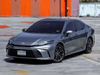 Toyota Camry 2.5 HEV Premium 2025 รถมือสองสภาพใหม่ ไมล์น้อย เจ้าของขายเอง  