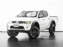 2013 MITSUBISHI TRITON plus 2.4 double cab  M/T