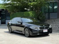 2020 BMW 530 MSPORT ( หน้าจอ ID7 ) รถมือเดียวป้ายแดง รถวิ่งเพียง 70,000 กม รถไม่เคยมีอุบัติเหตุครับ
