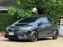 Honda Jazz 1.5 i-VTEC RS 2018 สภาพดี รถสวย ไมล์น้อย 