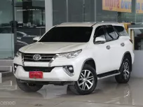 Toyota Fortuner 2.4 V ปี2018 รถบ้านแท้มือเดียว ใช้น้อย5x,xxx เข้าศูนย์ตลอด สวยเดิมทั้งคัน ออกรถ0บาท