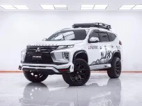 1F476 MITSUBISHI PAJERO 2.4 GT PREMIUM 4WD AT 2022