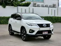 Toyota Fortuner 2.8 TRD Sportivo 2019 รถสวย ไมล์น้อย 