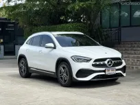 2022 BENZ GLA 200 AMG รถมือเดียว สภาพป้ายแดง วิ่งเพียง 6X,XXX กม เข้าศูนย์ตลอด รถไม่มีอุบัติเหตุครับ