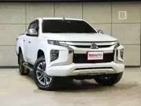 2019 Mitsubishi TRITON 2.4 GT Premium 4WD MT ไมล์แท้ 3 หมื่น สเปกนี้หายากมาก มือแรกจากป้ายแดง B9019