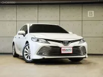 2021 Toyota CAMRY 2.5 Hybrid Sedan AT ไมล์แท้ รับประกันตัวรถ 5 ปี 150,000 KM B4560