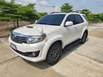 TOYOTA FORTUNER 3.0 V.CHAMP.4 WD เกียร์ออโต้ ปี 2011