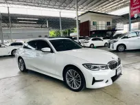 2021 BMW 3 Series 2.0 320Li รถเก๋ง 4 ประตู รถบ้านมือเดียว ไมล์น้อย 20,000 km. 
