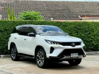 2021 Toyota Fortuner 2.8 Legender SUV เจ้าของขายเอง รถสวย ไมล์น้อย  