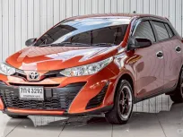 TOYOTA YARIS, 1.2 J ECO ปี 2018 สีส้ม โฉม ปี13-19