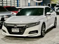 Honda Accord 1.5 Turbo EL เครื่องยนต์: เบนซิน   เกียร์: ออโต้  ปี: 2019 สี: ขาว 