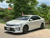 TOYOTA Camry 2.0 Extremo 2015 รถสวย มือเดียว
