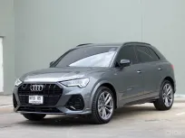 Audi Q3 2.0 40 TFSI quattro S line Black Edition ปี 2021