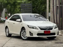 Toyota CAMRY 2.5 HB เปลี่ยนแบตมาแล้ว พร้อมใช้ 
