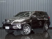 TOYOTA Fortuner 2.8 V 4x4 ปี 2015 สภาพดี