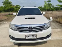 TOYOTA FORTUNER 3.0 V.4 WD CHAMP เกียร์ออโต้ ปี 2011