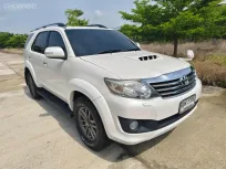 TOYOTA FORTUNER 3.0 V.4 WD CHAMP เกียร์ออโต้ ปี 2011