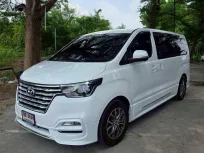 Hyundai Grand Starex 2.5 VIP 2020 รถสวย ไมล์น้อย ประวัติดี  