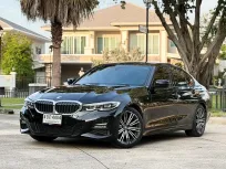 2022 BMW 3 Series 2.0 320d รถเก๋ง 4 ประตู รถบ้านมือเดียว ไมล์น้อย  