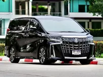 Toyota Alphard 2.5 ปี 2018 ไมล์น้อยพร้อมใช้งาน 
