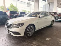 2017จด2019 Mercedes-Benz E350e Exclusive W213 สีขาว