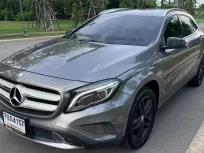 2015 Mercedes-Benz GLA-Class 1.6 GLA200 SUV ออกรถง่าย 