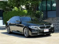 2020 BMW 520D MSPORT รถมือเดียวออกป้ายแดง วิ่งเพียง 90,000 กม เข้าศูนย์ตรงระยะ รถไม่มีอุบัติเหตุครับ