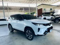 Toyota Fortuner 2.8 Legender ปี 2023 รถสวย มือแรกออกห้าง