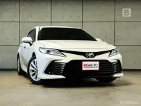 2022 Toyota CAMRY 2.5 Sport Sedan AT ไมล์แท้ รถมือแรกจากป้ายแดง B5230