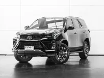 2022 Toyota Fortuner 2.4 LEADER V 4WD A/T สีดำ