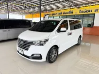Hyundai Grand Starex 2.5 Premium 2020 ออกรถ 0 บาท