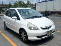Honda JAZZ 1.5 i-DSi 2004 รถบ้านสภาพดี
