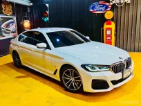 BMW 5 Series 2.0 520d M Sport 2022 รถสวย ไมล์น้อย  