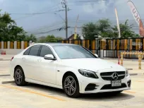 2019 Mercedes-Benz C-Class 2.0 C300e รถเก๋ง 4 ประตู รถบ้านมือเดียว 