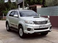 Toyota Fortuner 2.5 V 2012 ราคาดีสุดในตลาด